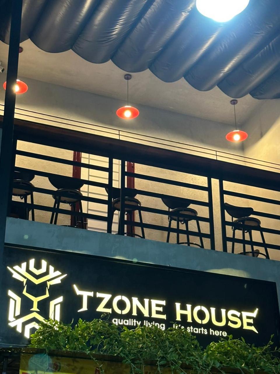 T Zone Hostel - Quiet Place, Near China Town,Ho Thi Ky Street Food,Cafe,Beer Ho Chi Minh City Exterior photo